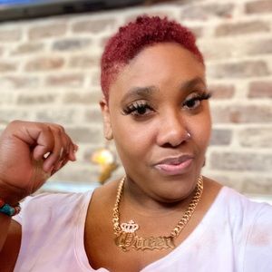 Meet your Posher, Bey